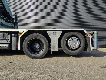 CF 85.410 / HIAB 70TM + JIB / 8X2 / KRAN/CRANE